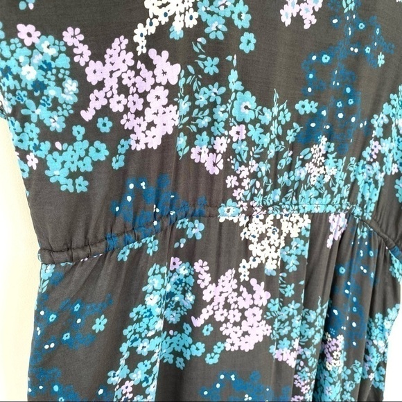 Banana Republic mini dress with ruffle in floral  print - Picture 7 of 12